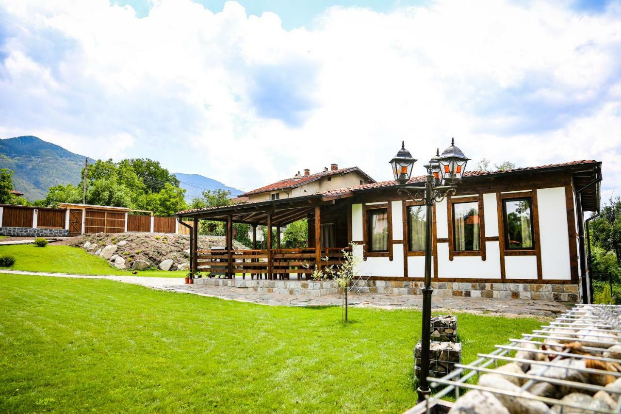 Villa Kashtata Resilovo エクステリア 写真